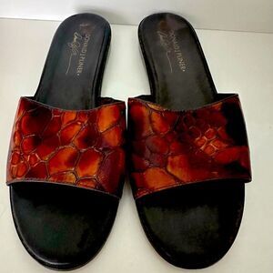 Donald J. Pluner slide leather sandals.